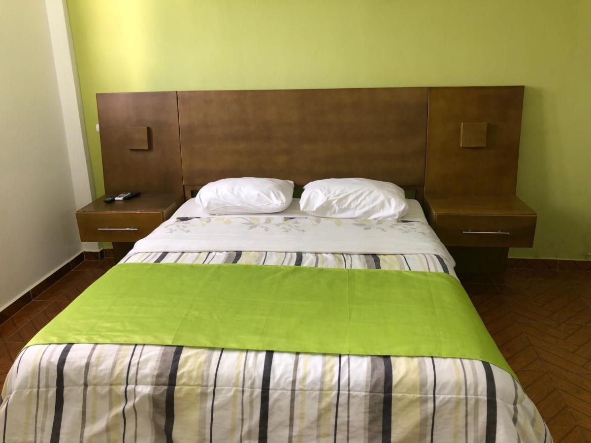 Figaro Hotel Samana Buitenkant foto