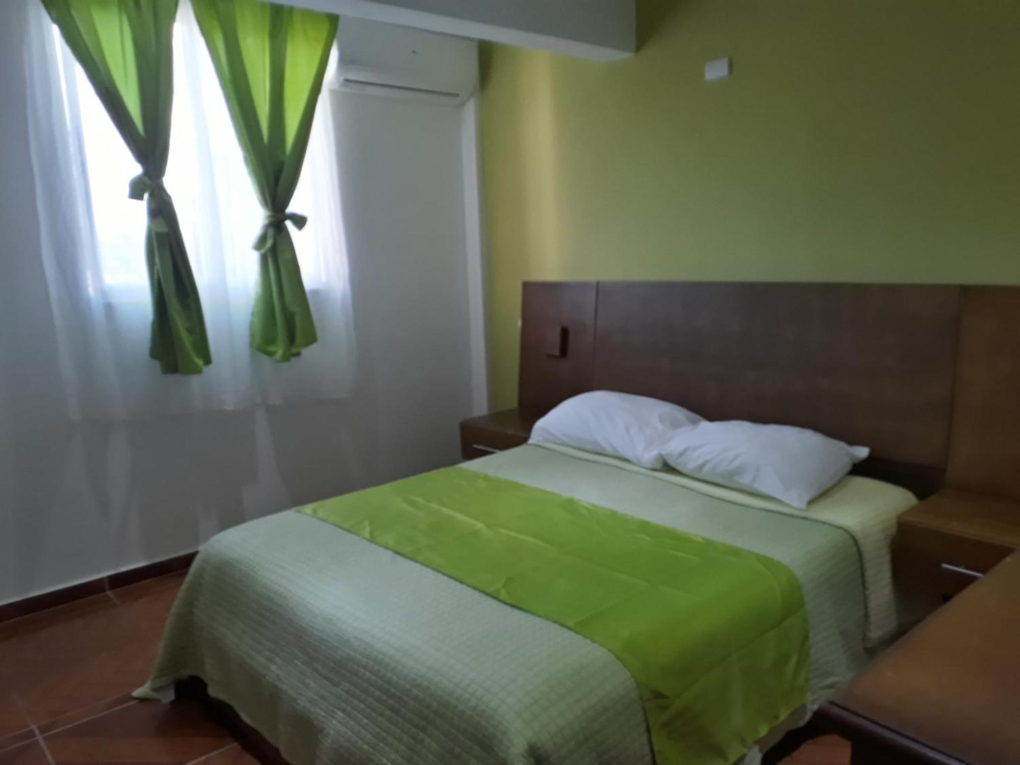 Figaro Hotel Samana Buitenkant foto