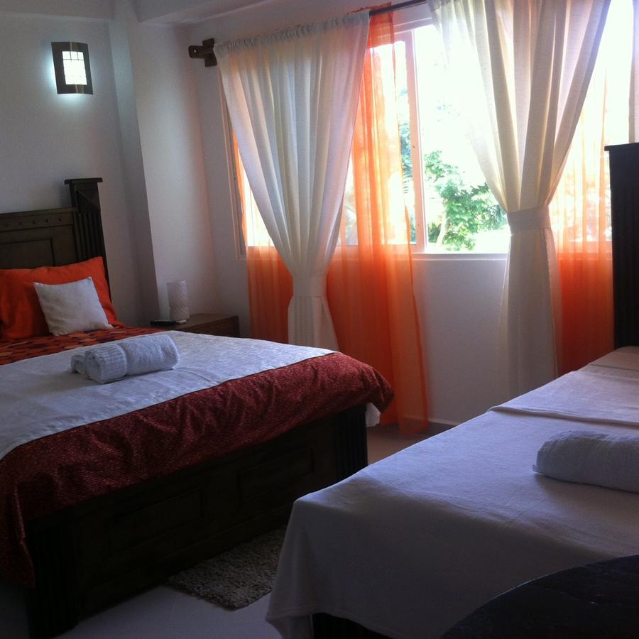 Figaro Hotel Samana Buitenkant foto